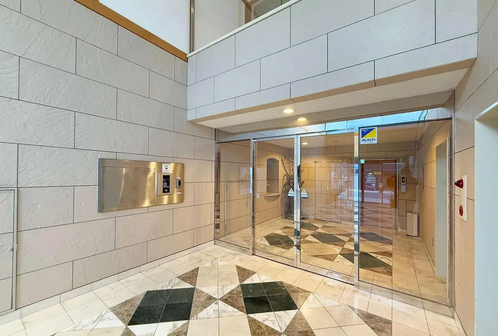 Grandeur - Secure & Stylish 1Br Calm Stay Near Downtown Hiroshima